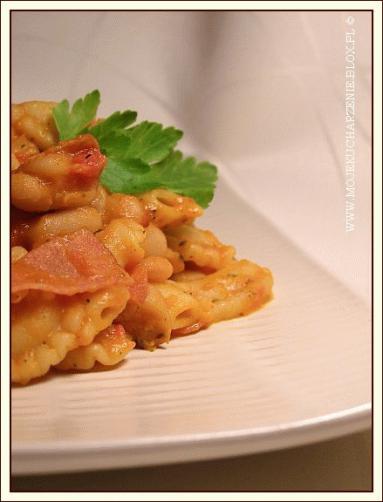 Zdjęcie - Drobny makaron z salami wg Nigelli   - Przepisy kulinarne ze zdjęciami