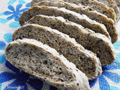 Zdjęcie - Łatwy chleb z  ziarnami  - Przepisy kulinarne ze zdjęciami
