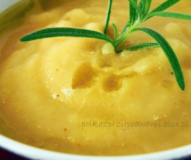 Zdjęcie - Zupa krem z selera  - Przepisy kulinarne ze zdjęciami