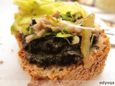 Zdjęcie - Pasta  z czarnych  oliwek  - Przepisy kulinarne ze zdjęciami