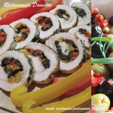 Zdjęcie - Roladki  drobiowe z papryką i oliwkami  - Przepisy kulinarne ze zdjęciami