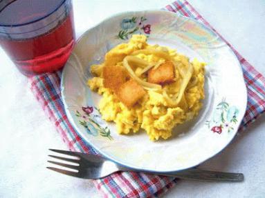Zdjęcie - Michel Roux i jajecznica z  rabarbarem  - Przepisy kulinarne ze zdjęciami