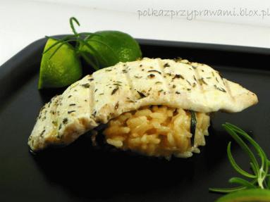 Zdjęcie - Cytrynowy kurczak na rozmarynowym risotto  - Przepisy kulinarne ze zdjęciami