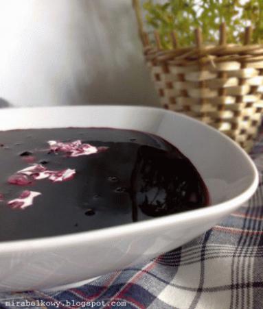 Zdjęcie - Szwedzka zupa jagodowa (Blåbärssoppa) - Przepisy kulinarne ze zdjęciami