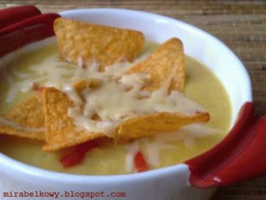 Zdjęcie - Zupa kukurydziana z nachos - Przepisy kulinarne ze zdjęciami