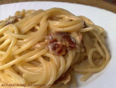 Zdjęcie - Spaghetti Carbonara wg Nigelli - Przepisy kulinarne ze zdjęciami