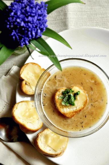 Zdjęcie - Moja ulubiona zupa c e b u l o w a - Przepisy kulinarne ze zdjęciami