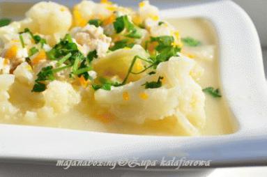 Zdjęcie - Zupa kalafiorowa z kalarepką  - Przepisy kulinarne ze zdjęciami