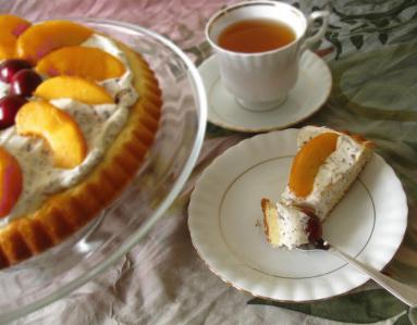 Zdjęcie - Torcik stracciatella z brzoskwiniami - Przepisy kulinarne ze zdjęciami