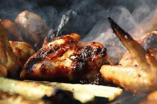 Zdjęcie - pikantne skrzydełka z grilla - Przepisy kulinarne ze zdjęciami