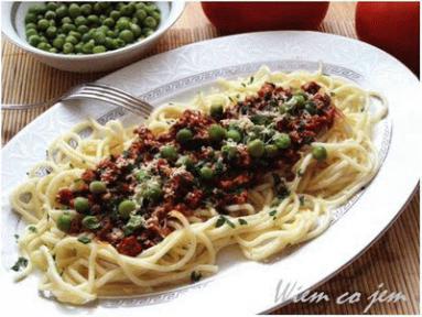 Zdjęcie - Spaghetti z zielonym groszkiem - Przepisy kulinarne ze zdjęciami