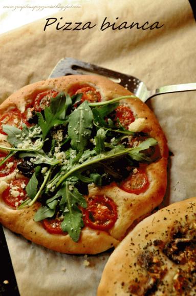 Zdjęcie - Włoskie smaki. Pizza bianca. - Przepisy kulinarne ze zdjęciami