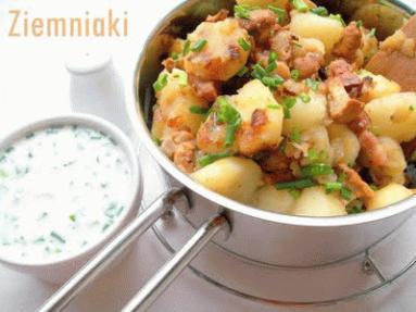 Zdjęcie - Kurki z patelni z  ziemniakami  - Przepisy kulinarne ze zdjęciami