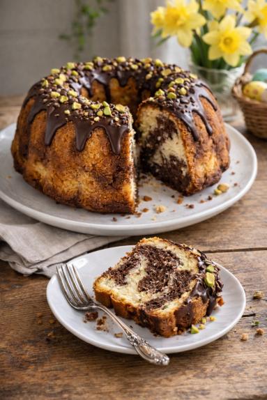 Babka marmurkowa z pistacjami