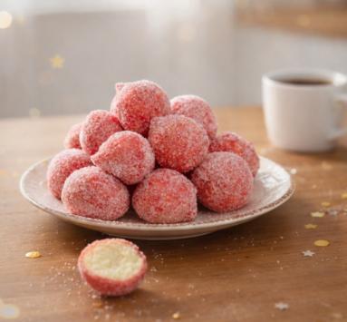 Castagnole z likierem Alchermes