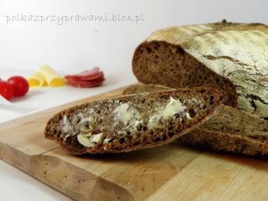 Chleb mieszany z prażoną mąką (ciasto)