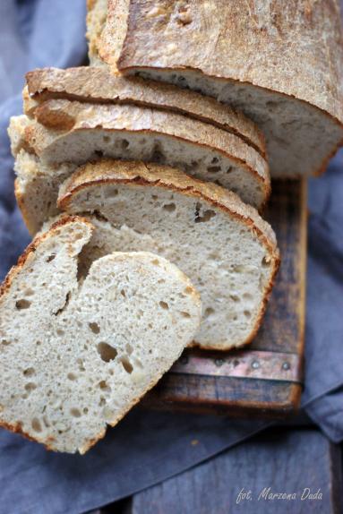 Chleb pszenno-orkiszowy na zakwasie