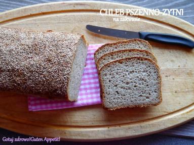 Chleb pszenno - żytni na zakwasie 