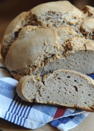 Chleb żytni z syropem klonowym na zakwasie