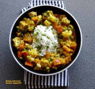Curry dyniowo-kalafiorowe z kurczakiem