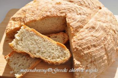 Grecki chleb wiejski (pszenno-kukurydziany) 