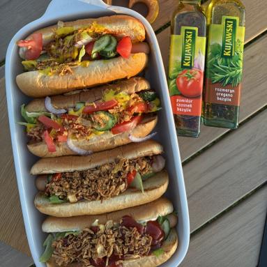 Hot dogi z grilla