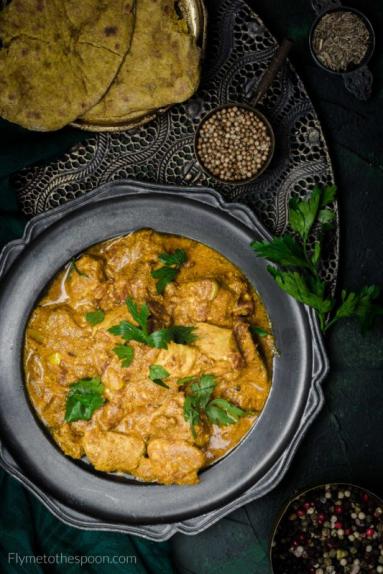 Indyjskie curry z kurczakiem i jogurtem – Murgh Kari