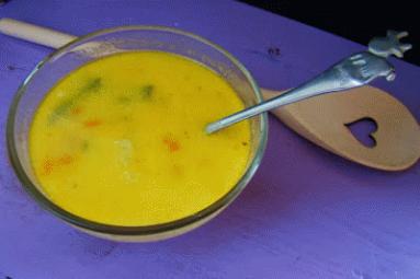 Jesienna zupa jarzynowa z nutą curry