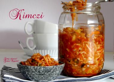 Kimchi  (kimczi) - pikantna kiszonka z Korei