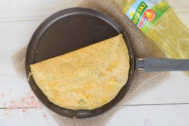 Klasyczny omlet jajeczny