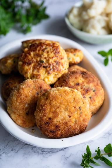 Kotleciki drobiowe z kalafiorem