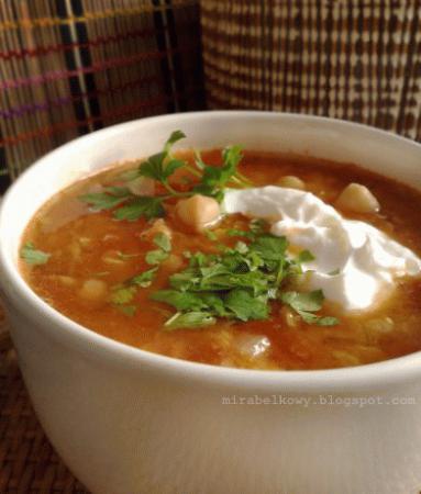Marokańska zupa z ciecierzycy i soczewicy