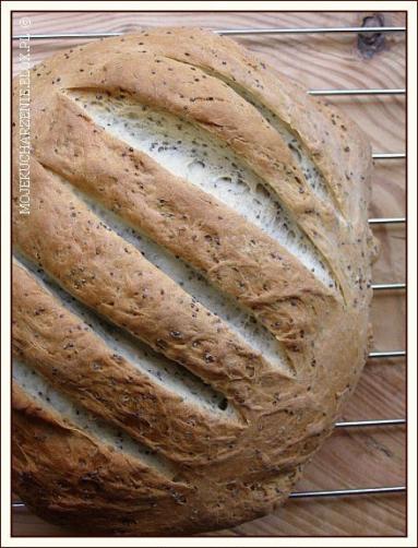 Mleczny chleb z makiem - World Bread Day 2013