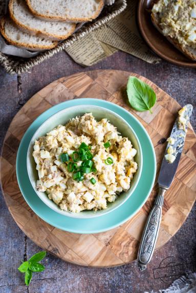 Pasta jajeczna z tuńczykiem