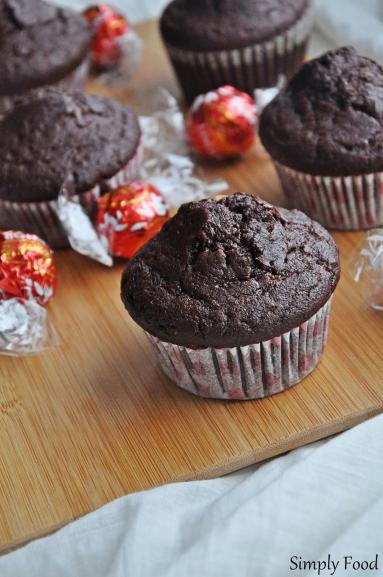 Podwójnie czekoladowe muffinki pełnoziarniste