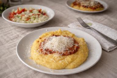 Polenta z sosem bolońskim