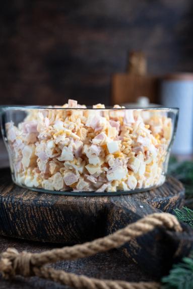 Retro sałatka z zupki chińskiej