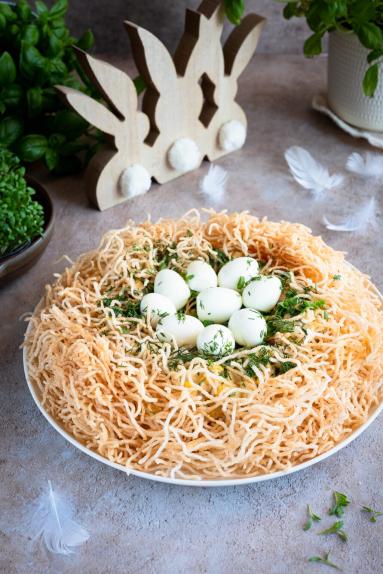 Sałatka „Wielkanocne Gniazdo”