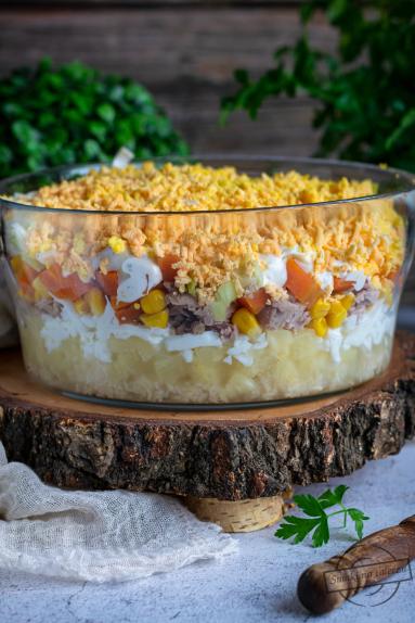 Sałatka z tuńczykiem – królewska