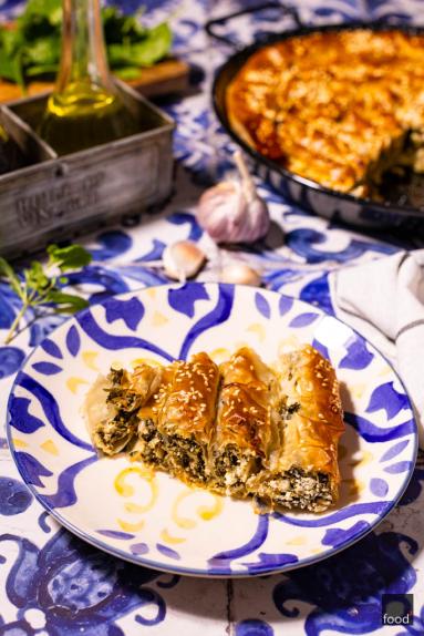 Spanakopita – grecki placek ze szpinakiem i serem feta