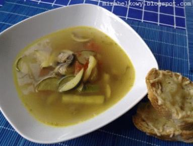 Szybka zupa z resztek warzyw