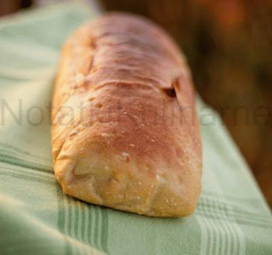 Chleb z pieczoną dynia i prażonymi pestkami