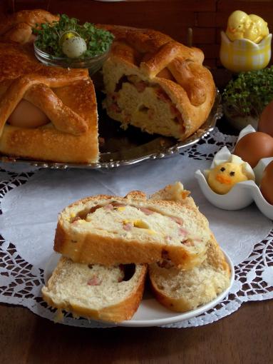 Włoski Chleb Wielkanocny - Casatiello Napoletano 