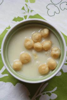 Zupa krem z białych szparagów z mleczkiem kokosowym