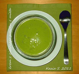 Zupa krem z zielonego groszku z miętą