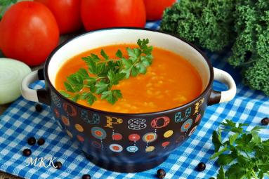 Zupa pomidorowa ze świeżych pomidorów - doskonały przepis, składniki i przygotowanie
