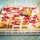 Blondies z mascarpone i żurawiną Blondies z mascarpone i żurawiną