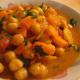 Curry z ciecierzycy i  marchewki 