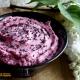 Hummus z pieczonym burakiem Hummus z pieczonym burakiem