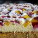 Kokosowe ciasto z truskawkami i mango Kokosowe ciasto z truskawkami i mango